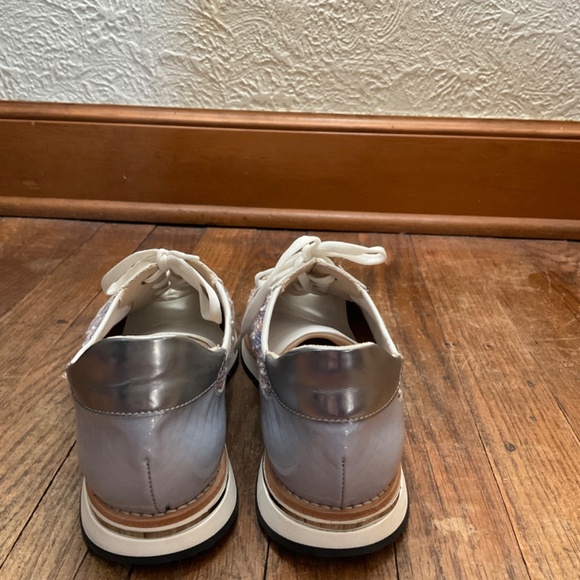 Aquatalia by Marvin K tweed shoes in a fun color combo of blue, white and purple - Picture 6 of 6